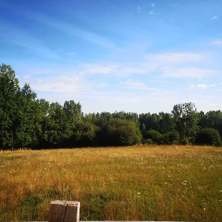 Roulotte De La Basse Biguerie Proche Zoo De La Fleche Campingplads