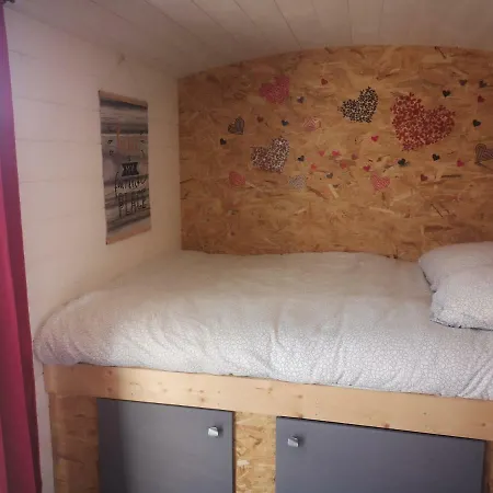 Roulotte De La Basse Biguerie Proche Zoo De La Fleche * Saint-Jean-de-la-Motte