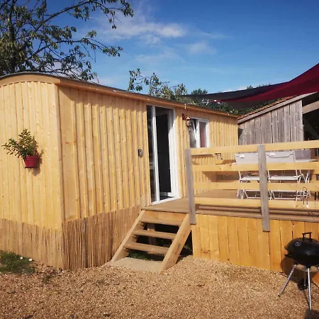 Roulotte De La Basse Biguerie Proche Zoo De La Fleche