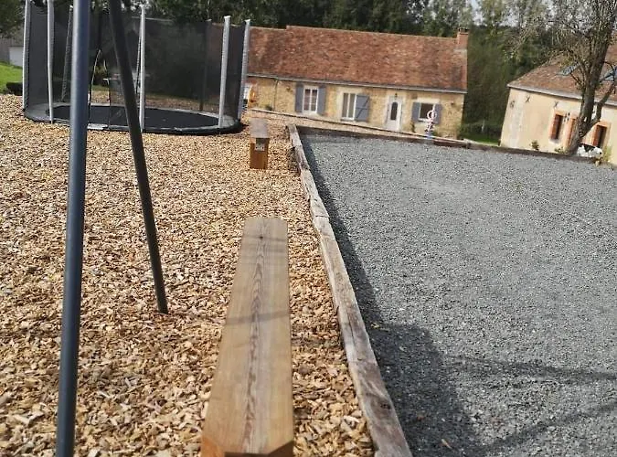 Roulotte De La Basse Biguerie Proche Zoo De La Fleche *