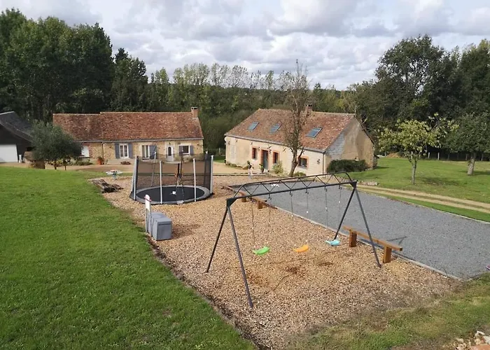 Campingplads Roulotte De La Basse Biguerie Proche Zoo De La Fleche