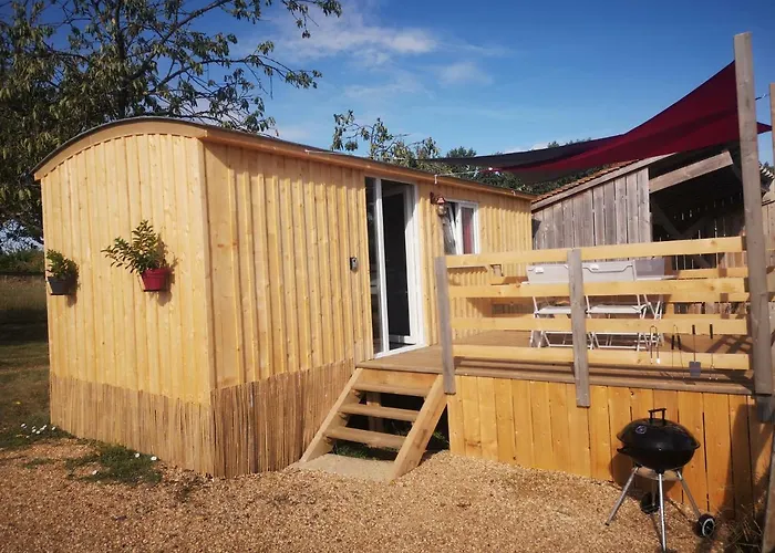 Roulotte De La Basse Biguerie Proche Zoo De La Fleche